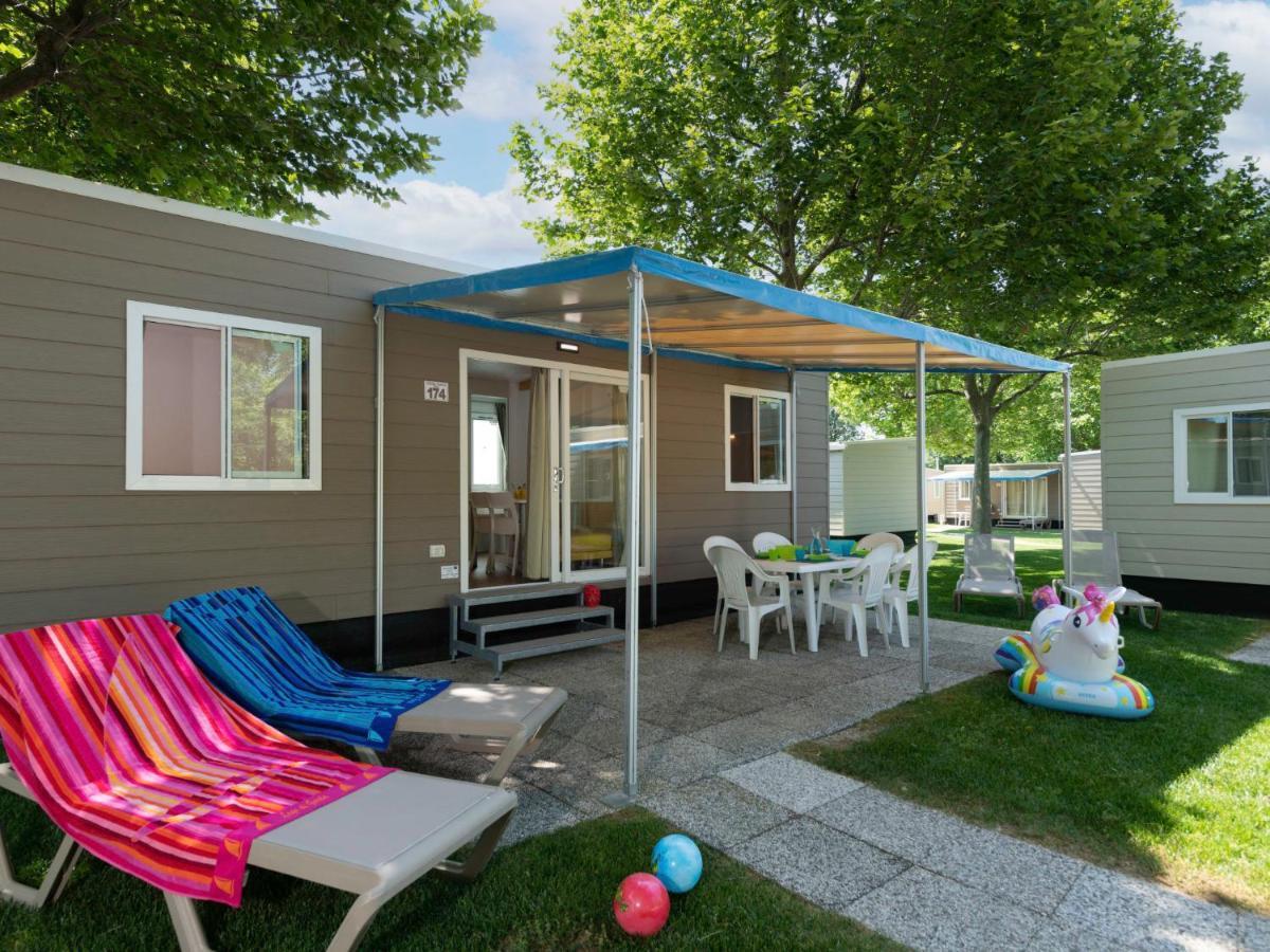 Holiday Home Garda Family Plus By Interhome Рівольтелла Екстер'єр фото
